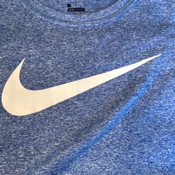 The Nike tee - Picture 3 of 4
